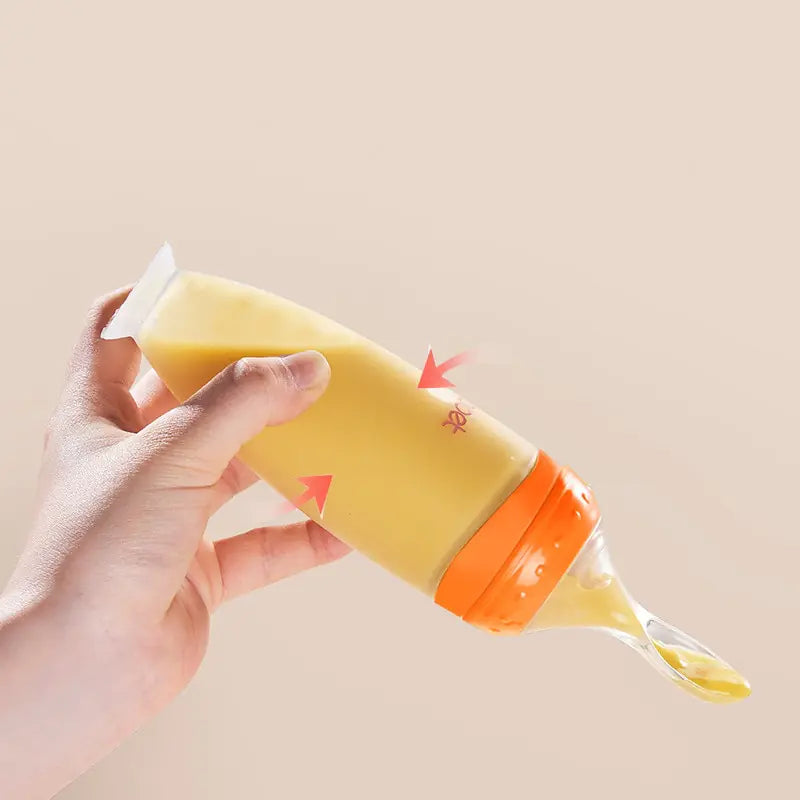 Silicone Squeezing Feeding Bottle